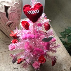 ❤️ Valentine’s Day Pink Rose Faux Tree ❤️